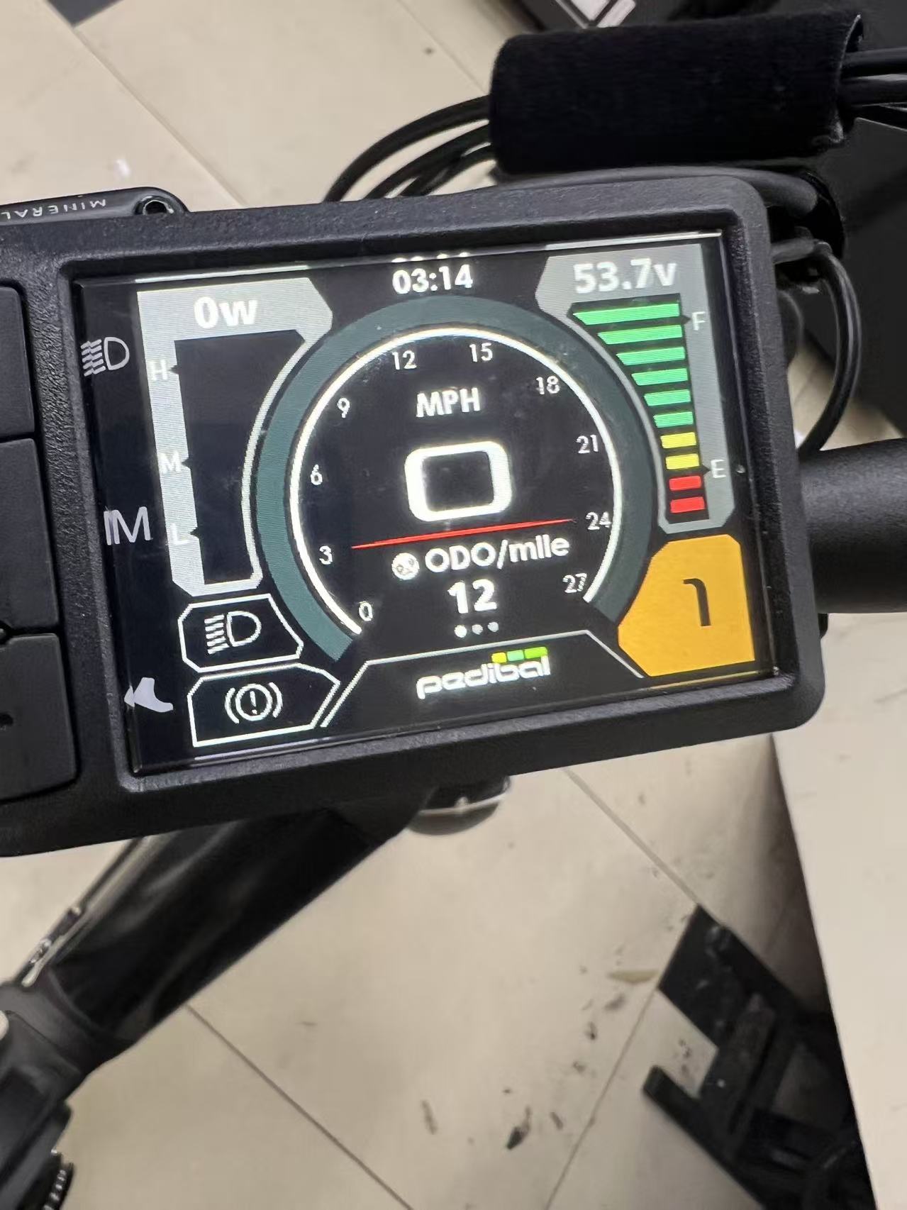 Pedibal Maxima (Fold) - NEARLY NEW - 12 miles - DVSA THROTTLE APPROVED