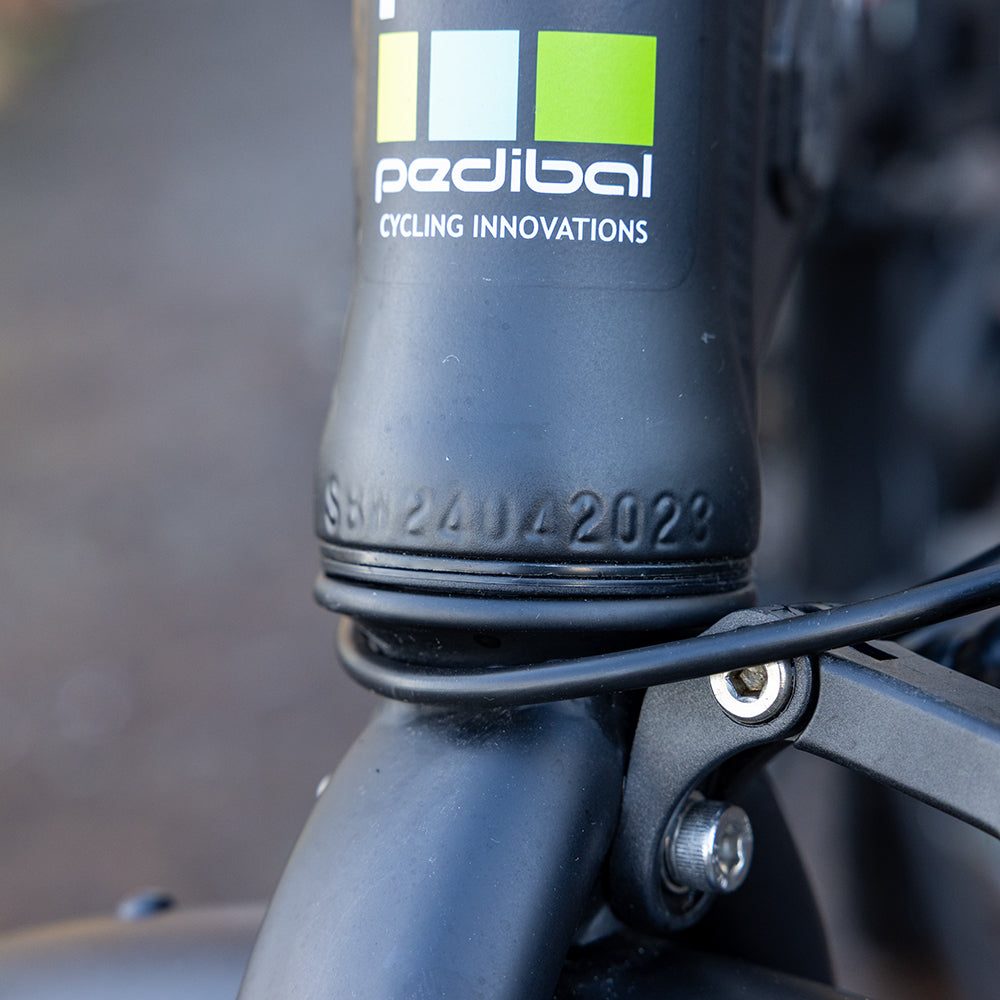 Pedibal Navigata MKII - Black 'Nearly New' with 22 miles - Pedal Assist only