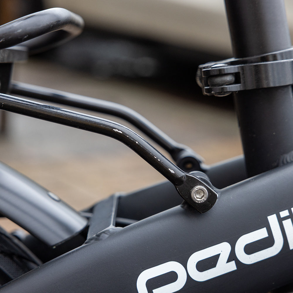Pedibal Navigata CitE - Black 'Refurbished' with 807 miles - DVSA Certified Throttle