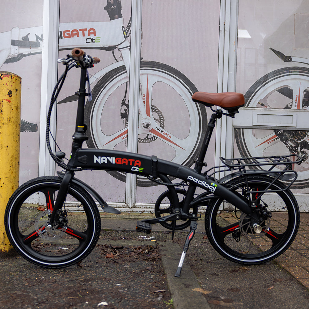 Pedibal Navigata CitE - Black 'Refurbished' with 807 miles - DVSA Certified Throttle
