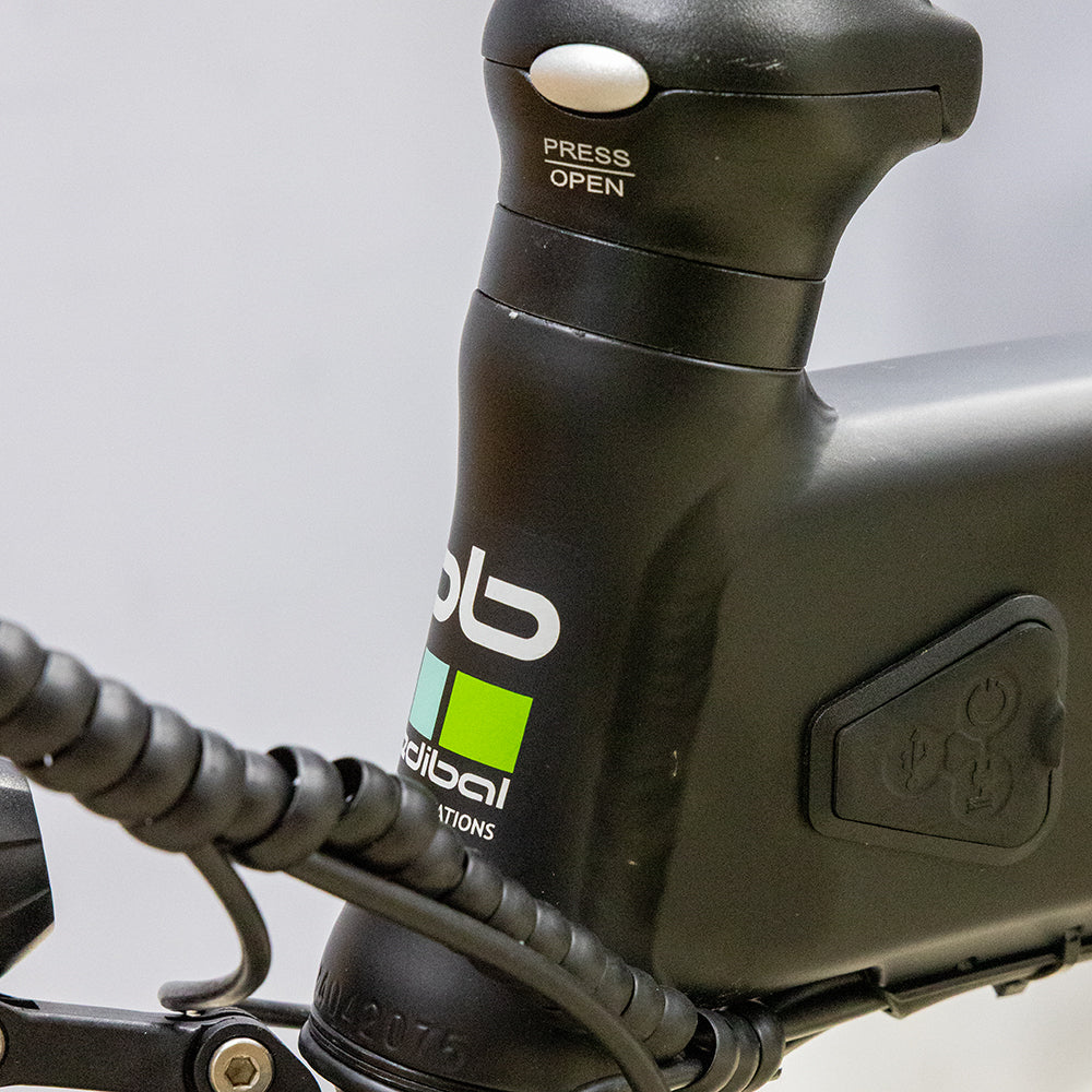 Pedibal Navigata MKII - Black 'Refurbished' with 208 miles - DVSA Certified Throttle