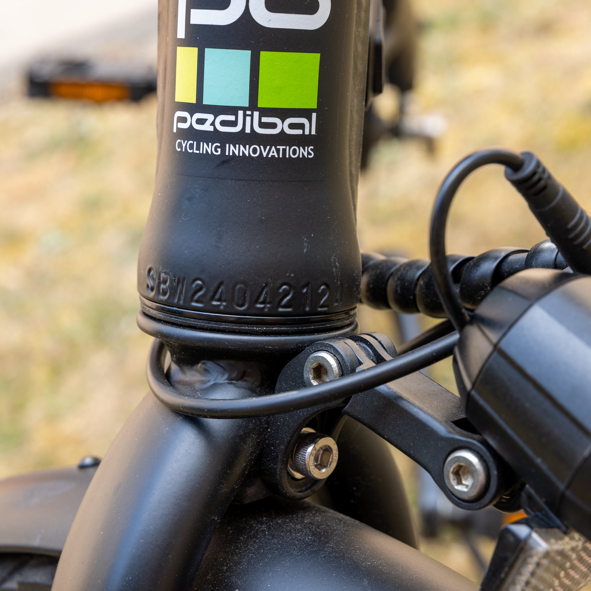 Pedibal Navigata MKII - Black 'Refurbished' with 158miles - DVSA Certified Throttle
