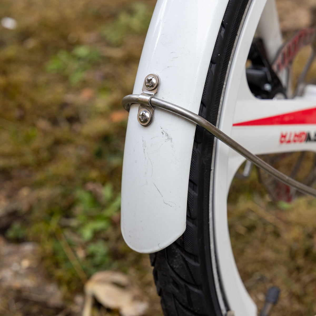 Pedibal Navigata MKII - White 'Refurbished' with 85 miles - Pedal Assist (no throttle)