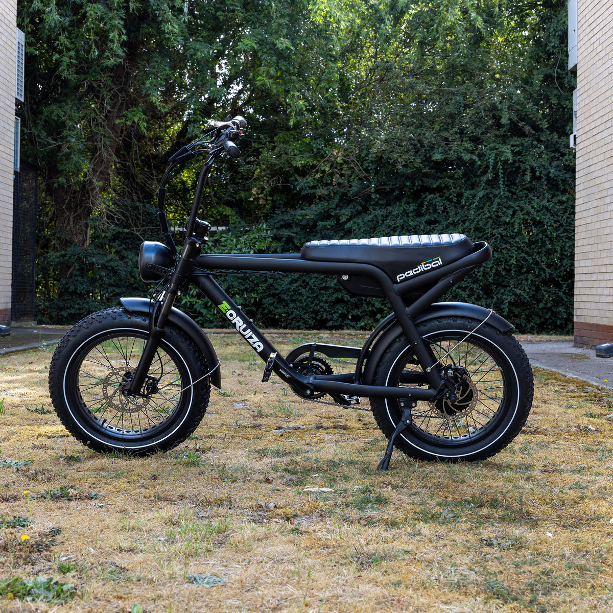 Pedibal E-Cruiza - NEARLY NEW - 47 miles - DVSA THROTTLE APPROVED